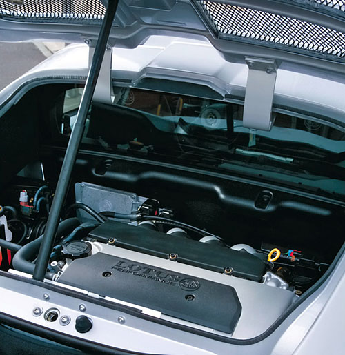 Exige engine compartment