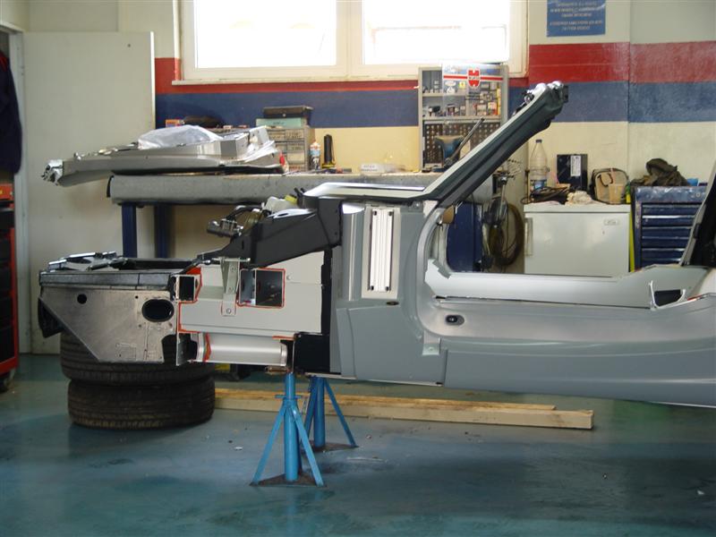 Lotus Elise front with body removed.