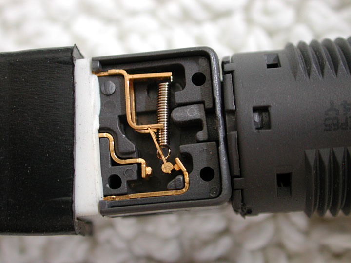 internals of APEM switch